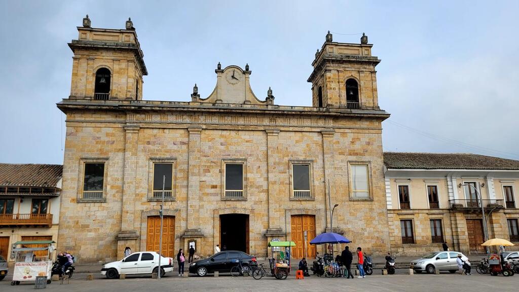  Catedral de Nuestra Señora del Rosario (Facatativá). Archivo Prensa Alcaldia de Facatativá.