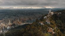 Bogotá, tu casa - Bogotá your home: recibe y abraza a los viajeros de todo el mundo